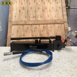 Bơm tay thủy lực áp lực cao 2000 bar 2.2 lít dầu TLP HHB-2000G