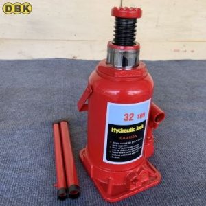 Con đội thủy lực 32 tấn